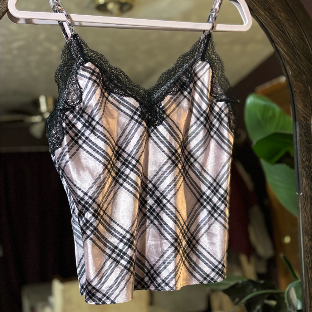 🎀 Victoria’s Secret Plaid & Lace Cami 🎀